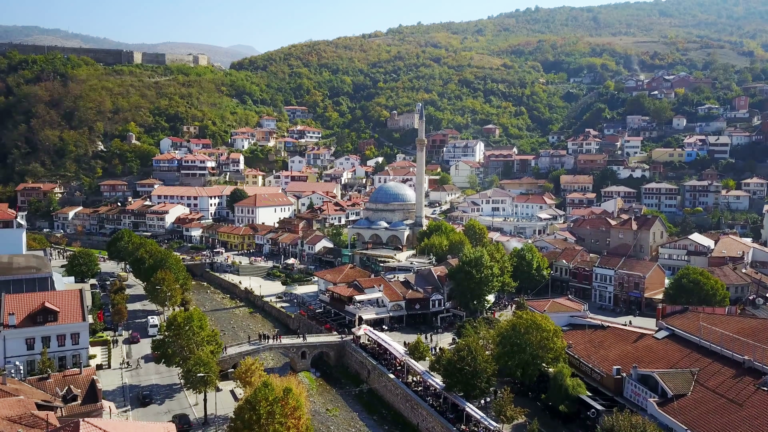 Nga e hëna hyjnë në fuqi masat e reja anti-COVID