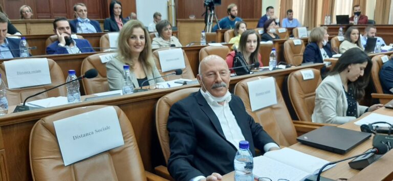 Kuvendari i AAK-së në Prizren, Alush Shala, del pozitiv me Covid-19