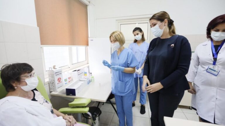 Shpërndahen vaksinat për gripin sezonal në Kosovë