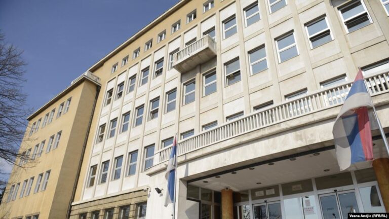 Gjykata në Beograd ka urdhëruar zhvarrosjen e mbetjeve mortore pranë Rashkës