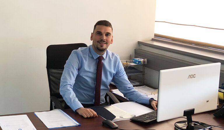 Edin Shehu, rizgjidhet kryetar i rinisë së Nismës në Prizren