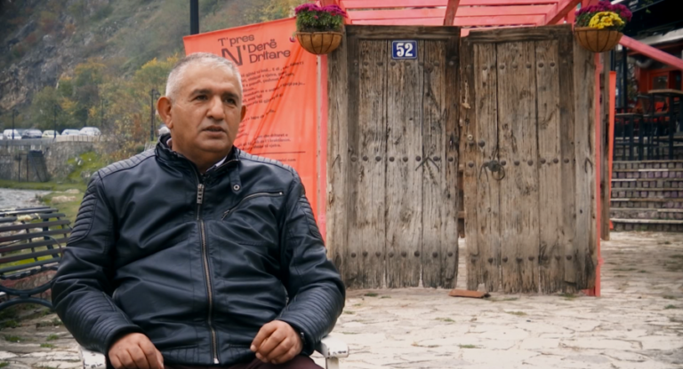 Aktivisti i shembjes së analfabetizmit