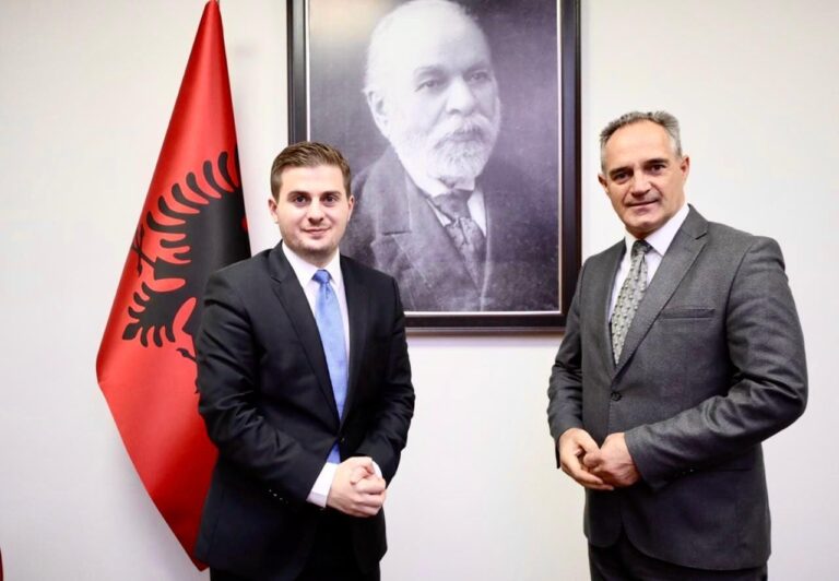 Cakaj: Kur është pyetje UÇK-ja duhet të përgjigjemi si komb