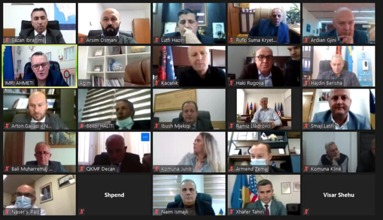 Kryetarët e Komunave dakordohen me masat anti-Covid nga Qeveria, kërkojnë të mos dëmtohen bizneset