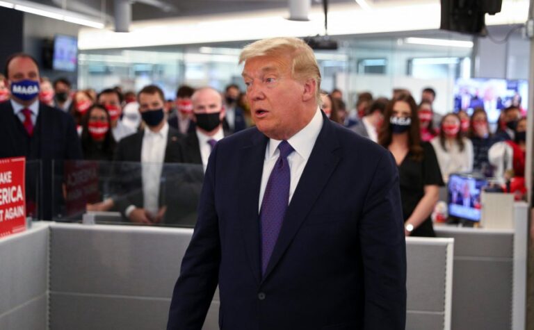 Trumpi e quan “të çuditshme” përmbysjen që ia bëri Bideni