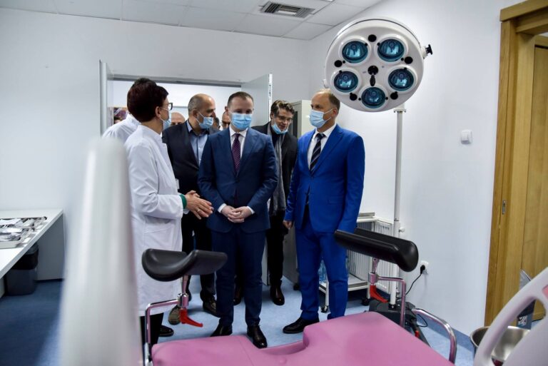 Fillon shërbimi i Brahiterapisë në Onkologji