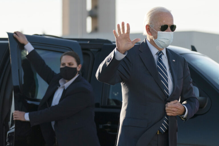 Biden premton 100 milionë vaksina anti-COVID për SHBA