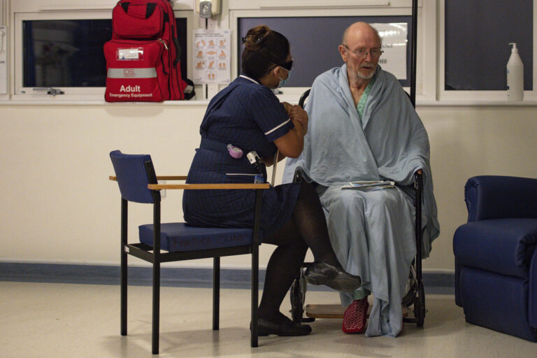 Kanadaja, shteti i dytë që aprovoi zyrtarisht vaksinën “Pfizer”