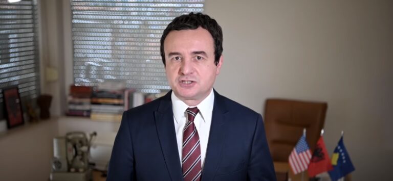 Albin Kurti: Do padisim Serbinë për gjenocid, nuk mund t’u zihet besë atyre që qëndrojnë mbi varret masive teksa i mohojnë ato