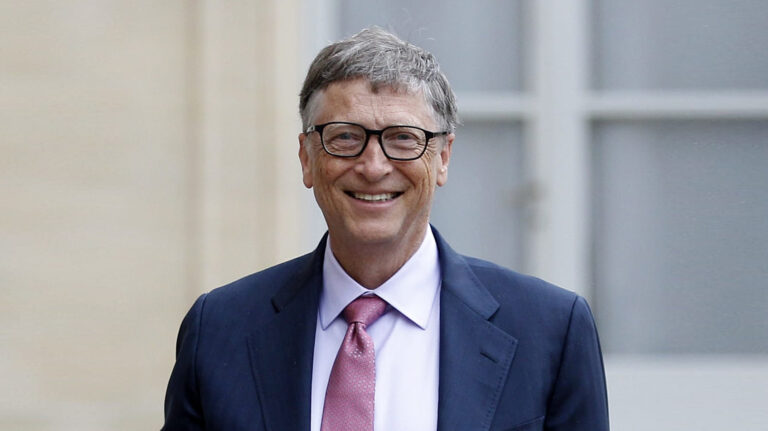 Bill Gates: Lajme të mira na presin më 2021