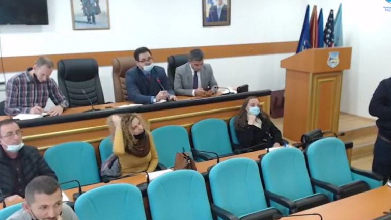 Komuna e Vushtrrisë ndihmon me nga 150-350 euro qytetarët e infektuar me coronavirus