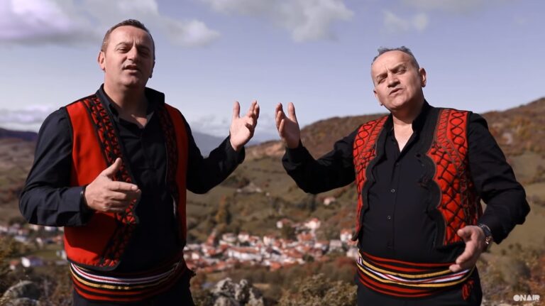 Vëllezërit Lecaj sjellin dy projekte muzikore me motive opojane