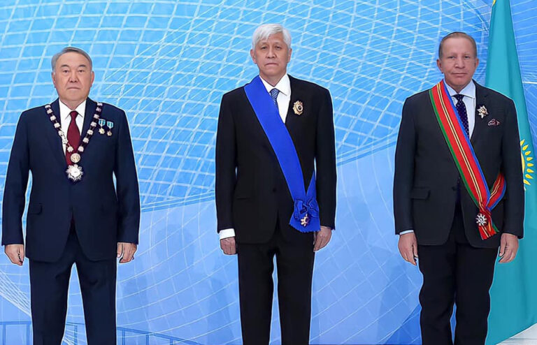 Pacollit i ndahet çmimi më i lartë shtetëror në Kazakistan