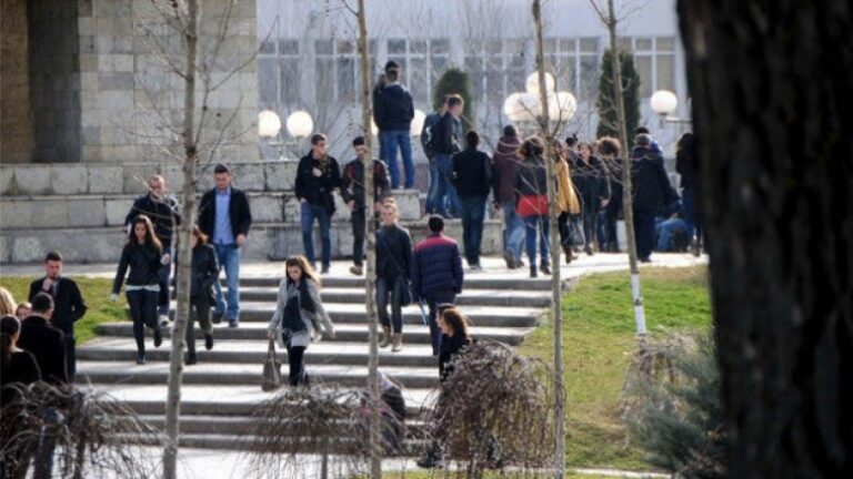 Studim: 10.4% e studentëve të Universitetit të Prishtinës janë ngacmuar seksualisht nga profesorët