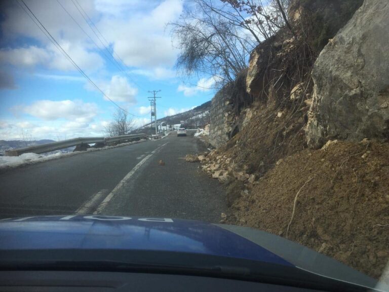 Shembje gurësh në rrugën Mushnikovë – Prevallë