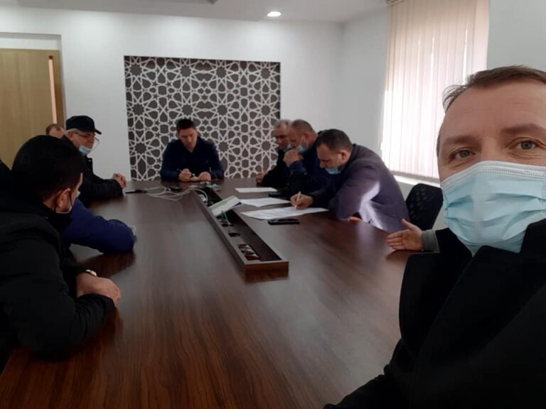 Përfaqësuesit e disa fshatrave të Hasit takohen me menaxherin e KEDS në Prizren