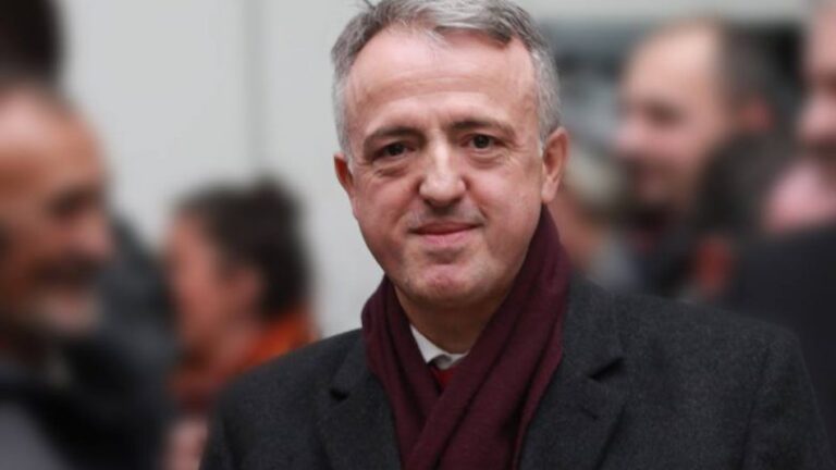 Hamiti: Vjosa Osmani ka hyrë nën sqetullën e Albin Kurtit, s’kishte guxim për të formuar parti