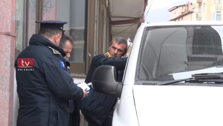 Policia e Prizrenit arreston një person të kërkuar nga Interpoli
