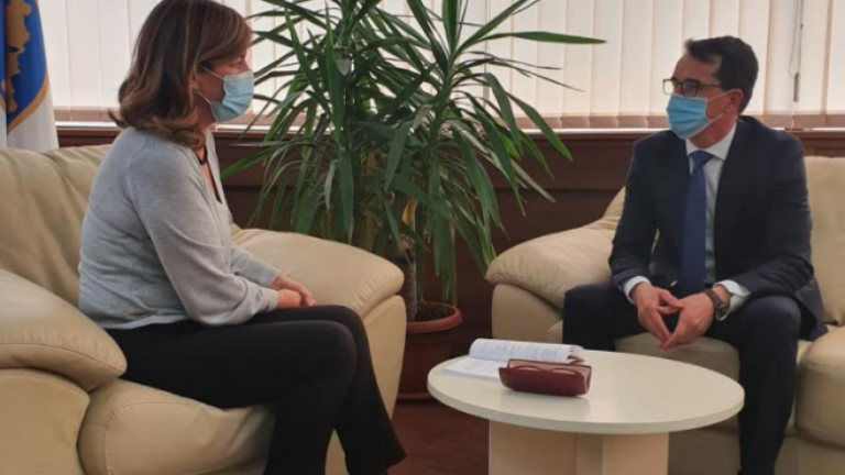 Daka takon kryesuesin e KGJK-së, flasin për verifikimin e kandidatëve të subjekteve politike