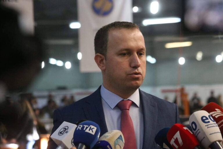 Nis numërimi i votave me postë