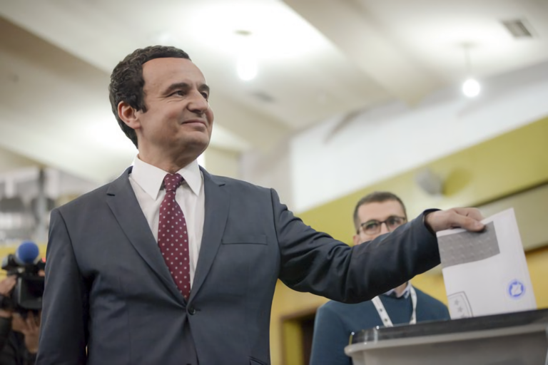 A do të lejohet të kandidojë në zgjedhje? Zbulohet data kur do të vendoset fati i Albin Kurtit