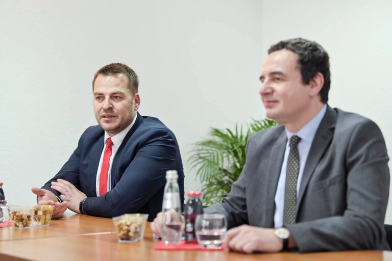 Armend Muja i bashkohet Lëvizjes Vetëvendosje