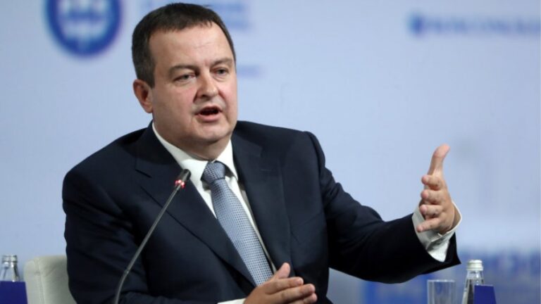 Daçiq: Kosova është e imja, po aq sa është e Thaçit dhe e Kurtit