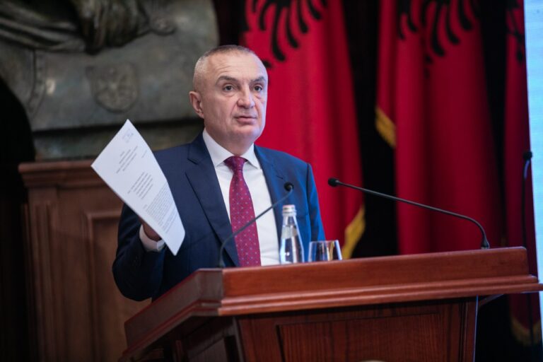 Meta publikon statistikat: Të ndalet largimi i trurit nga Shqipëria