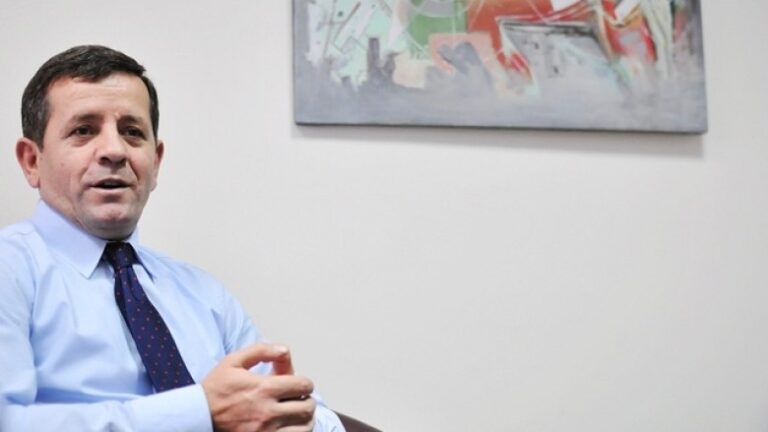 Rrustem Mustafa: Njerëzit e angazhuar së fundi në PDK kanë lidhje të afërta me ish pushtuesin