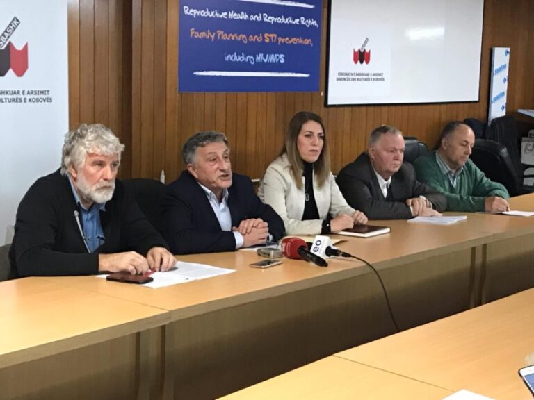 SBASHK-u kërkon 100 euro shtesë për mësimëdhënësit