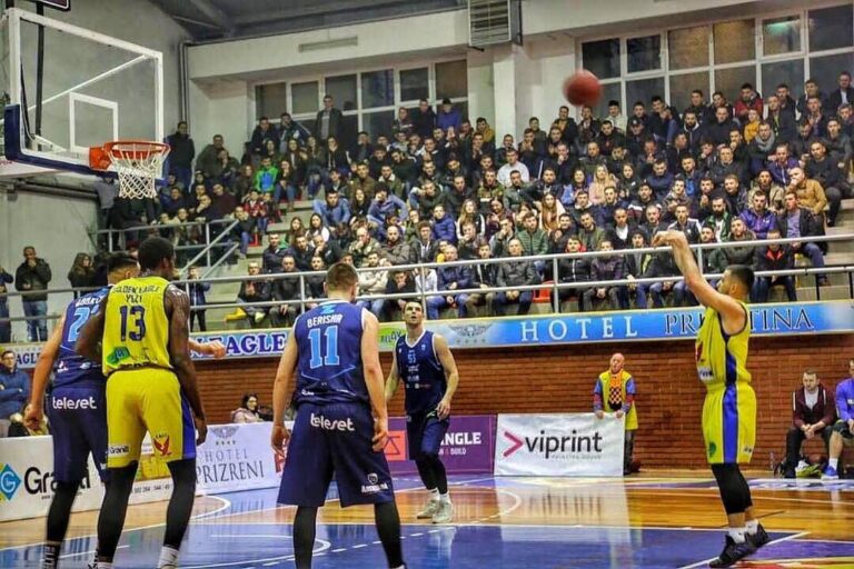 ​Sot në Suharekë zhvillohet finalja e Kupës së Kosovës ndërmjet Golden Eagle Yllin dhe Sigal Prishtinës