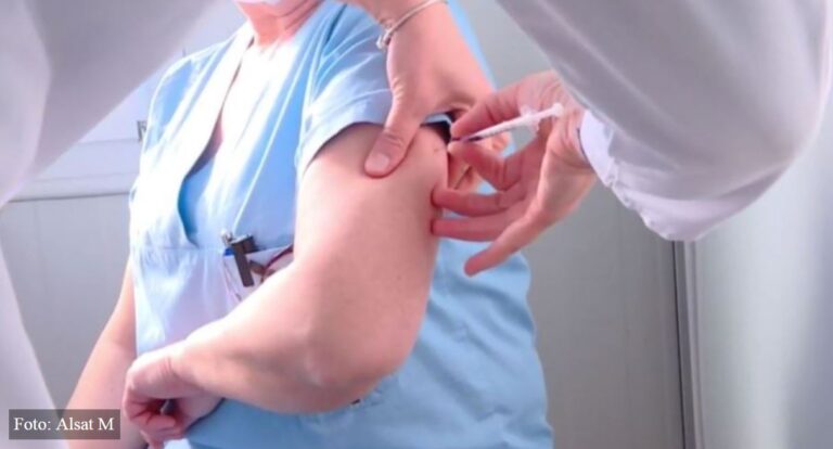 Fillon vaksinimi kundër COVID-19 në Maqedoninë e Veriut