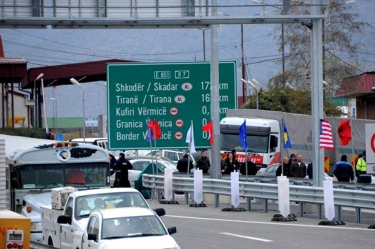 Edi Rama thotë se kufiri me Kosovën do të jetë i hapur gjatë verës