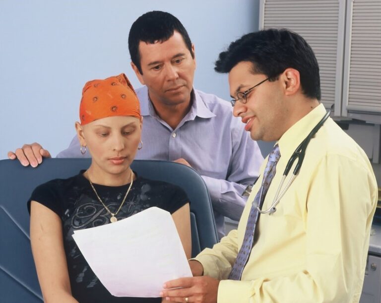 Studiuesit nga Zvicra po punojnë në një terapi universale për shërimin e kancerit