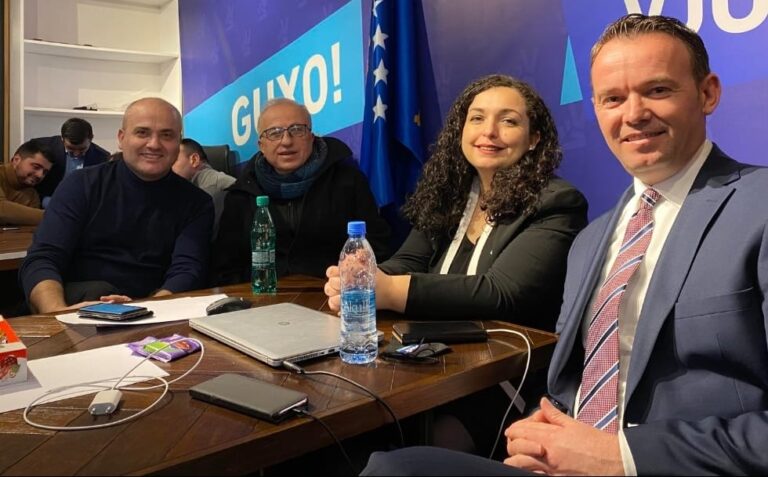 Vjosa Osmani shfaqet për herë të parë pas fitores së VV-së në zgjedhje