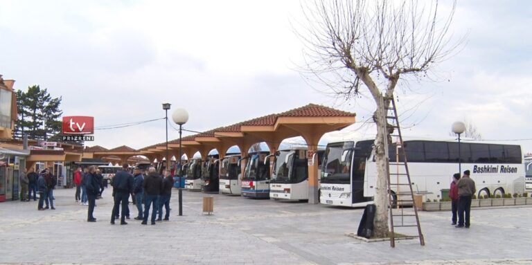 As sot s’ka qarkullim të autobusëve, paralajmërohet protestë për të premten
