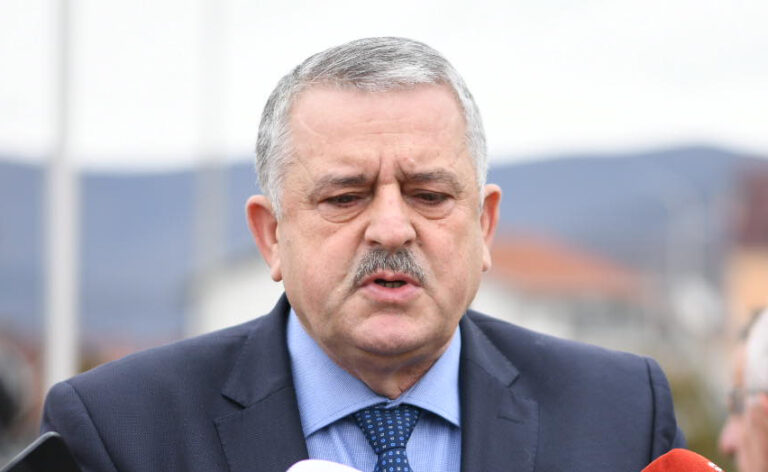 Agim Veliu: Trendet po tregojnë se Qeveria Kurti është në rënie