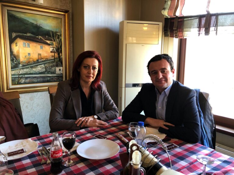 Emilia Rexhepi i reagon Listës Serbe, thotë se nuk ka bazë për ta dërguar Kurtin në Kushtetuese