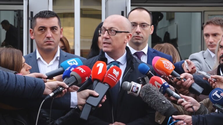 Reagon Lista Serbe: Sveçla me akuza të pabaza për Radoiçiqin