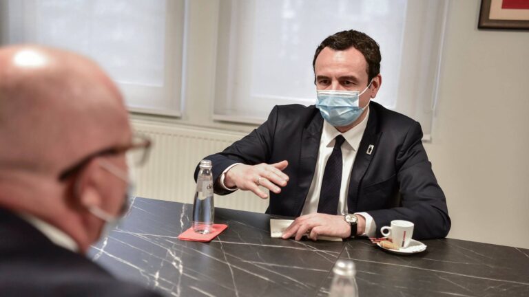 Kurti: Me Serbinë çështja e të pagjeturve nuk e ka marrë vëmendjen e duhur