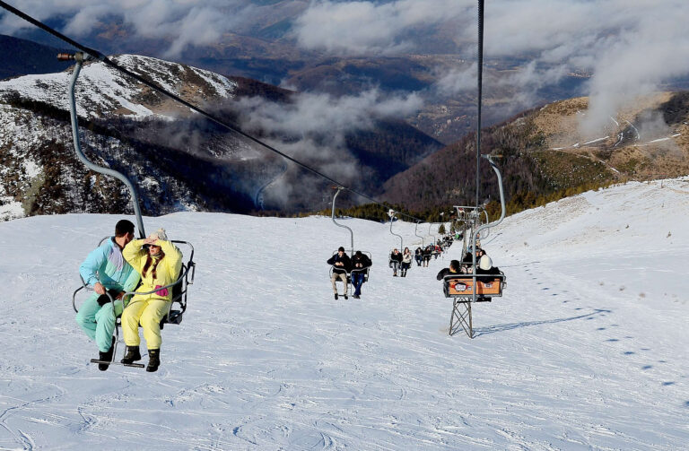 Bie nga teleferiku një femër në Brezovicë