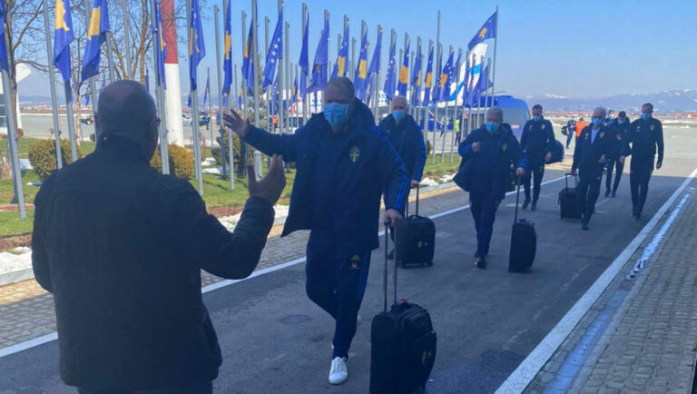 Kombëtarja e Suedisë ka arritur në Kosovë