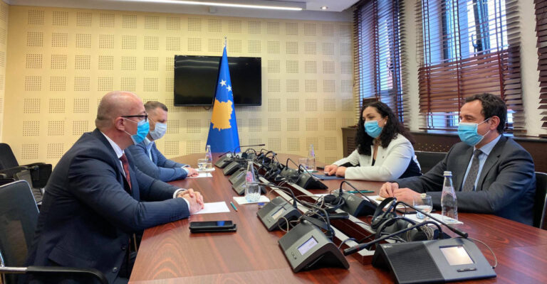 “Lista Serbe” në takim me Albin Kurtin e Vjosa Osmanin