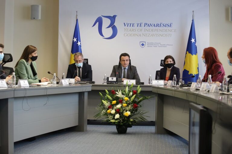 Ndahen 4 milionë euro për familjet që humbën familjarët nga COVID-19