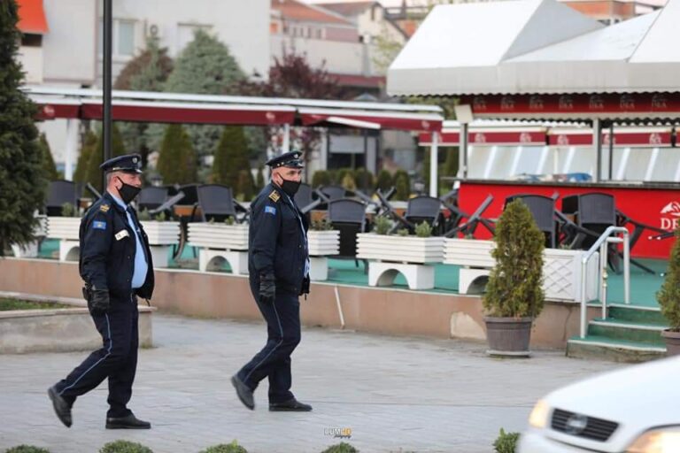 Komunat kundërshtojnë masat