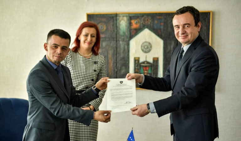 Qazim Rrahmani jep dorëheqje nga zëvendësministri i Financave