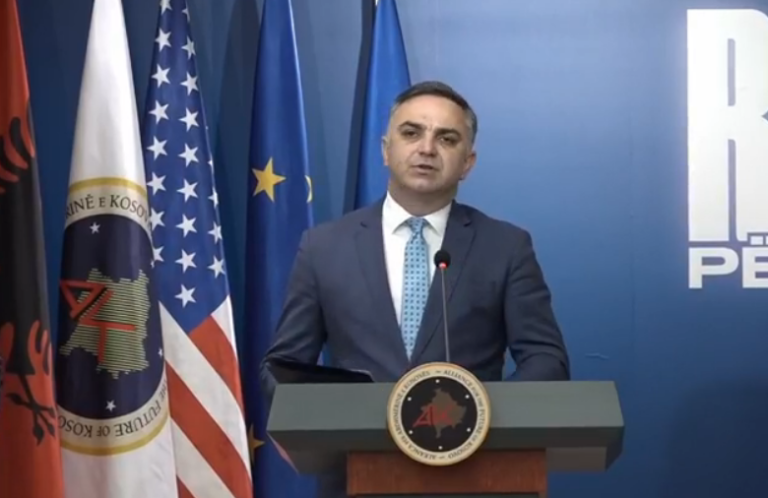 Tahiri i AAK-së: Qeveria Kurti zhurmën si tupan, e punët askund (VIDEO)