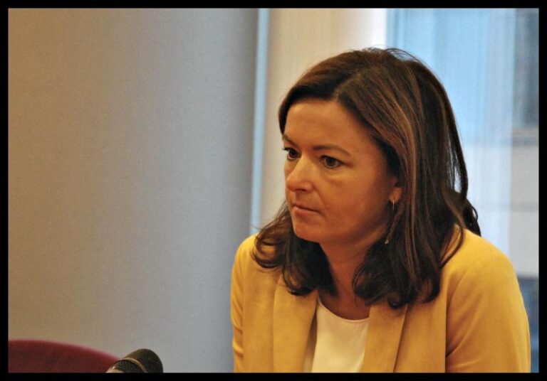 Tanja Fajon: Ideja e vendosjes së kufijve të rinj, jashtëzakonisht e rrezikshme!