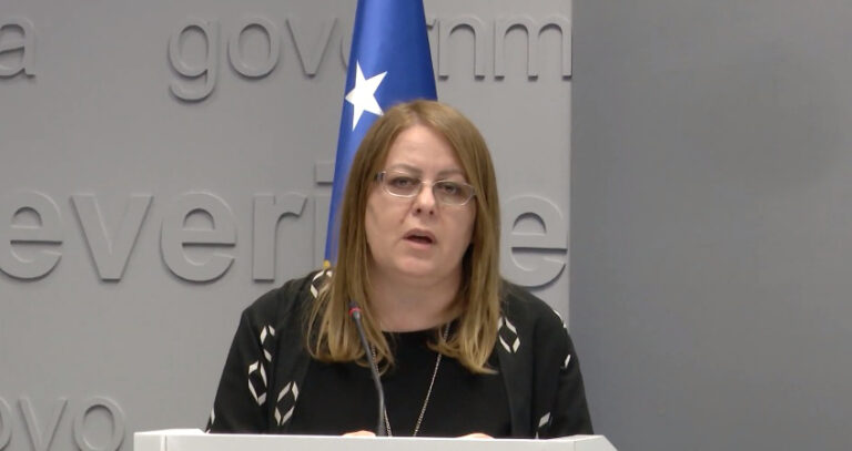 Murati publikoi listën, Bajrami: Ato biznese u japin pagë mbi 27 mijë punëtorëve