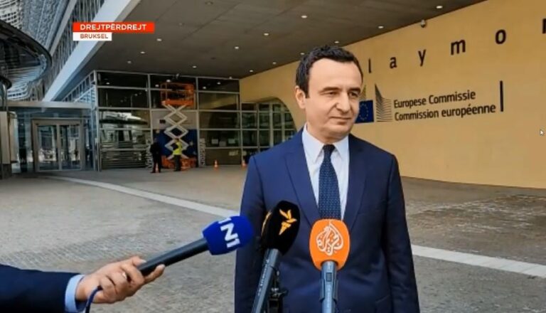 Kurti për “non-papers”: U përgjigjem me “No comment”, nuk lejojmë bosnjëzimin e Kosovës